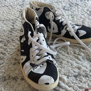 Comme de Garçon Play high tops